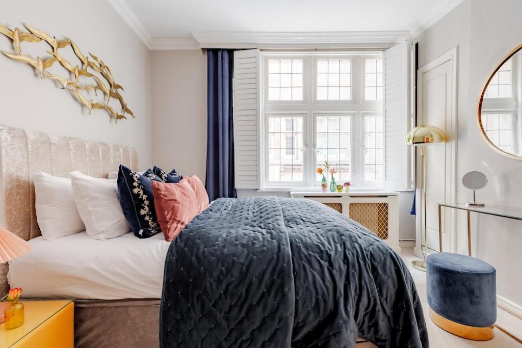 לונדון Revamped & Luxxe For Covent Garden Lovers! Adorable City Home For Families & Friends מראה חיצוני תמונה